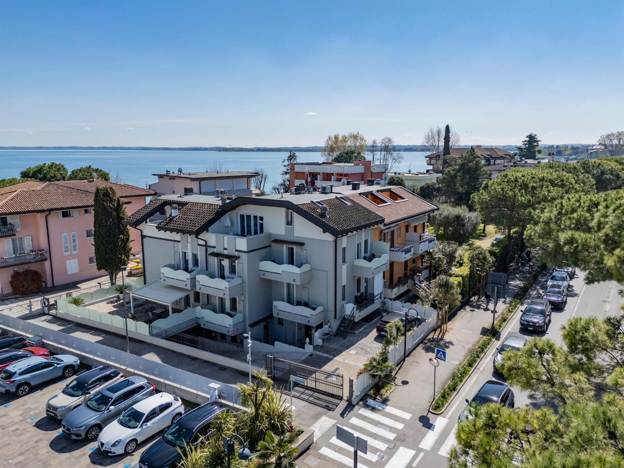 Apartments Peninsula Sirmione Exterior foto